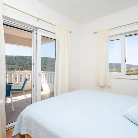 House Aria Marina