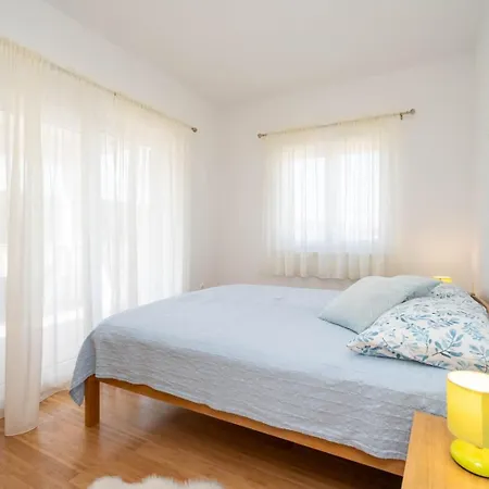 Vakantiehuis House Aria *