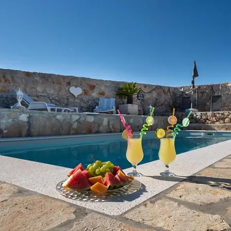 House Aria * Marina