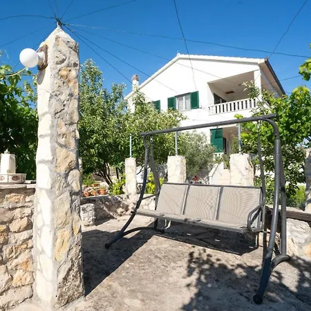 House Aria Marina