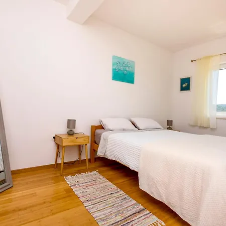 Vakantiehuis House Aria *