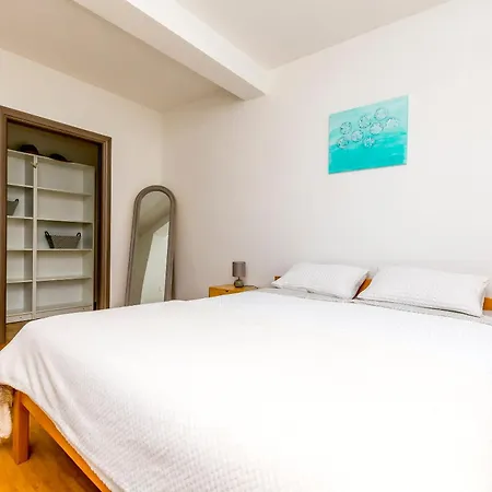 Vakantiehuis House Aria *