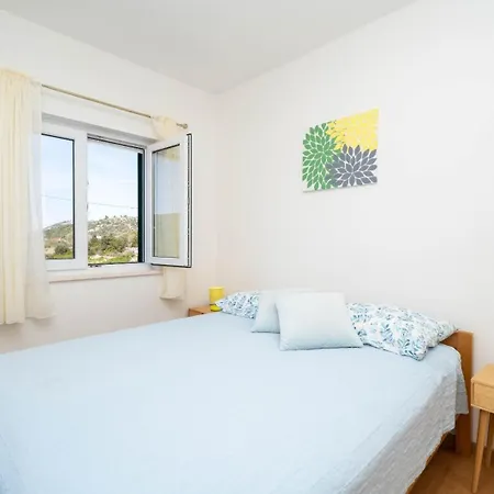 House Aria Marina